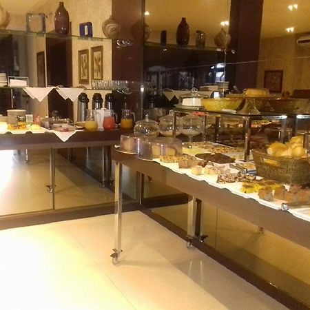 Wembley Park Hotel Porangatu 外观 照片