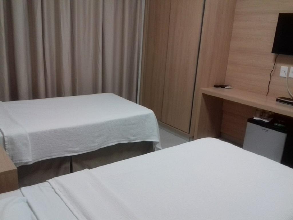 Wembley Park Hotel Porangatu 外观 照片